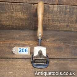 Vintage Record No: 070 Box Scraper