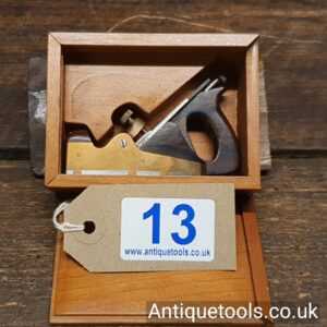 Lot 13: Exquisite Vintage 3” Miniature Brass Dovetailed Smoothing Plane Stamped Norris of London