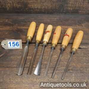 Lot 156 Selection of 6 No: carving chisels by Tiranti and Henry Taylor