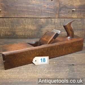 Lot 18: Antique J. Buck, 220 Blackfriars Rd 17” Beechwood Badger Plane