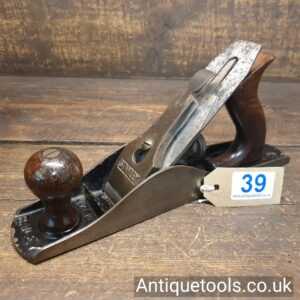 Lot 39 – Vintage Stanley USA No: 5 ¼ jack plane with original iron and rosewood handles