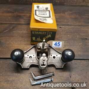 Lot 45 - Vintage Stanley England No: 71 hand router plane complete