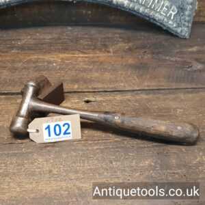 Lot 102: Rare H.D. Smith Perfect Pattern Handle Hammer
