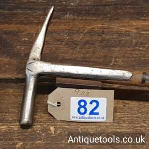 Lot 82: Vintage Strapped Paperhangers Scrimming Hammer